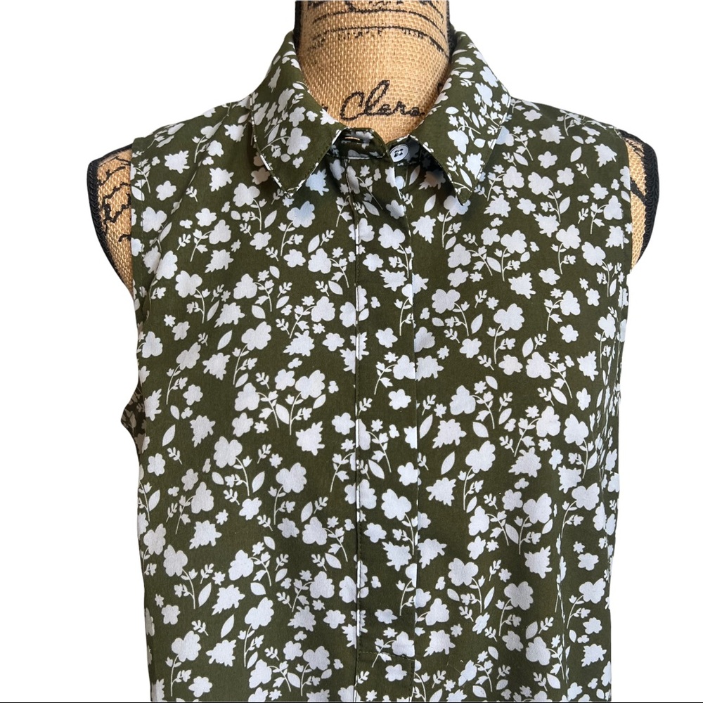 Cabi Sleeveless Green & Blue Pullover Top Shirt Size Medium M - Picture 2 of 6